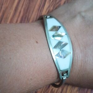 Stylish Silver and White Wearable Bracelet